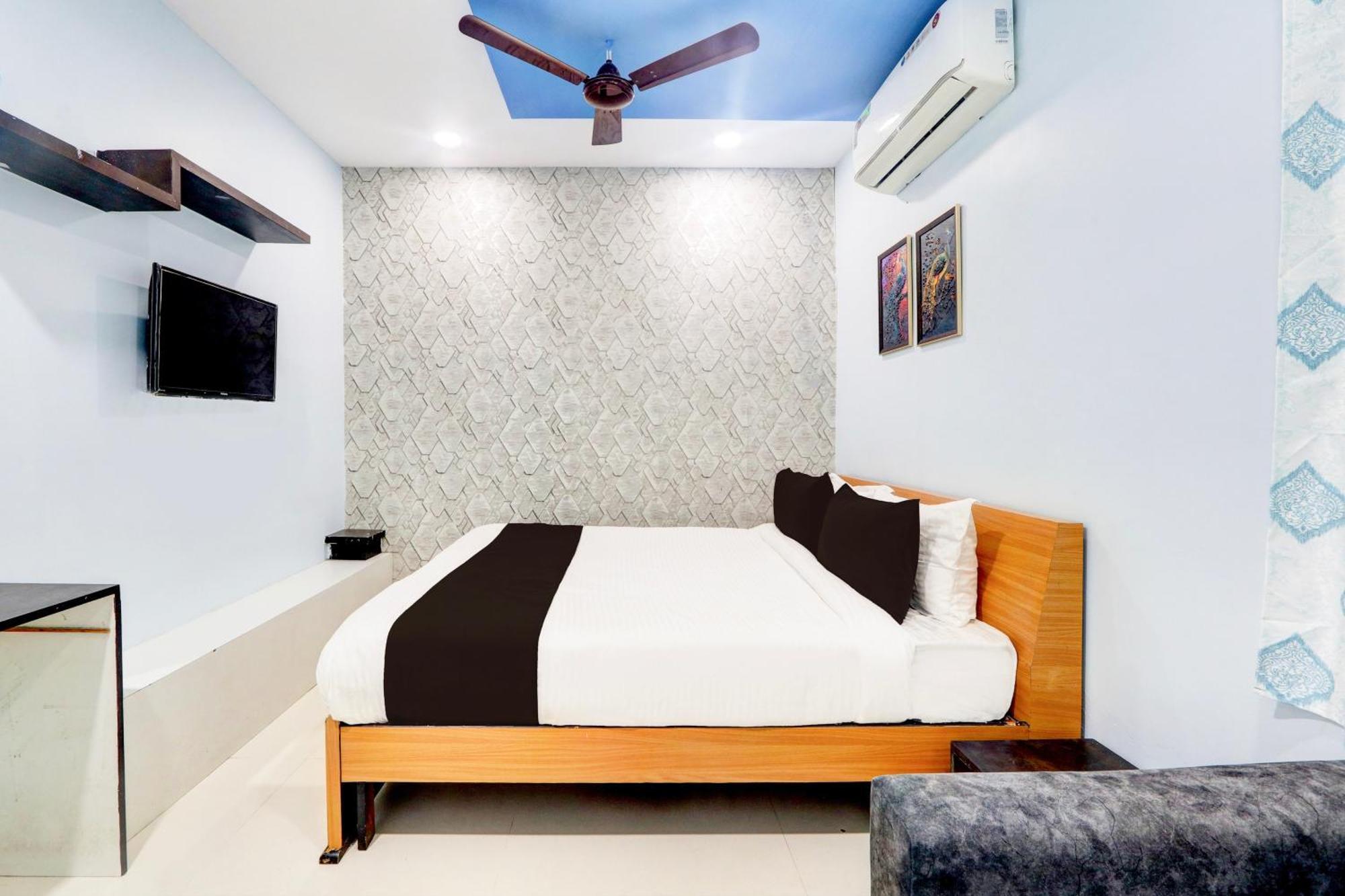 Hotel O Moon Light Nizamabad エクステリア 写真